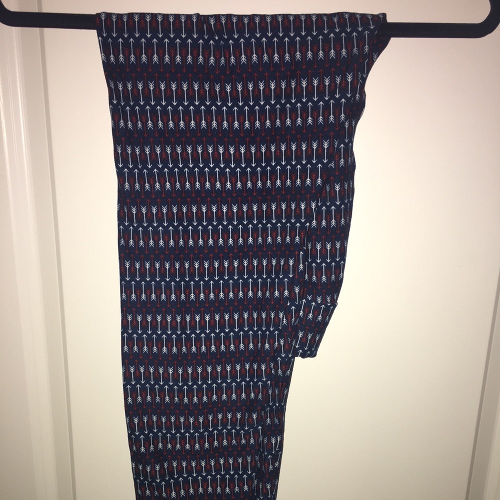 TC LuLaRoe arrow leggings